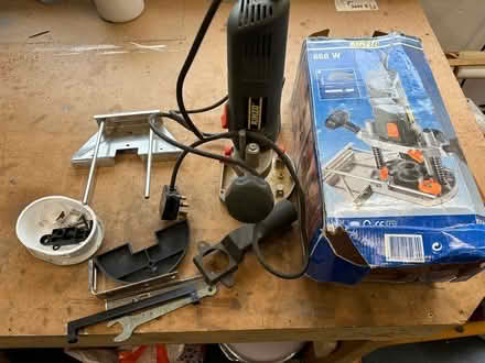 Photo of free Plunge router (Sigglesthorne HU11) #2