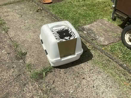 Photo of free Cat litter box (Rickmansworth WD3) #1