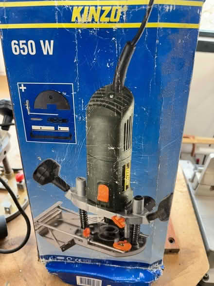 Photo of free Plunge router (Sigglesthorne HU11) #1