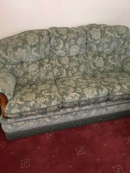Photo of free 3 seater settee (LE2 Aylestone Leicester) #1
