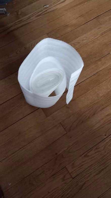 Photo of free roll of packaging foam (north Oak Park) #1