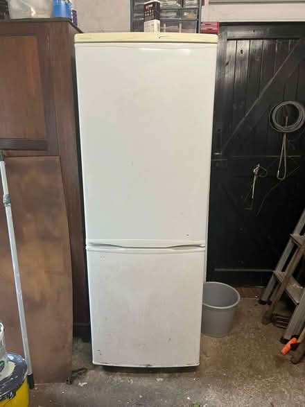 Photo of free Fridge Freezer (Brasted, near Westerham) #4