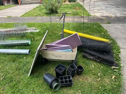Photo of free Plywood scraps & misc (Wedgewood 4070 NE 97 th) #3