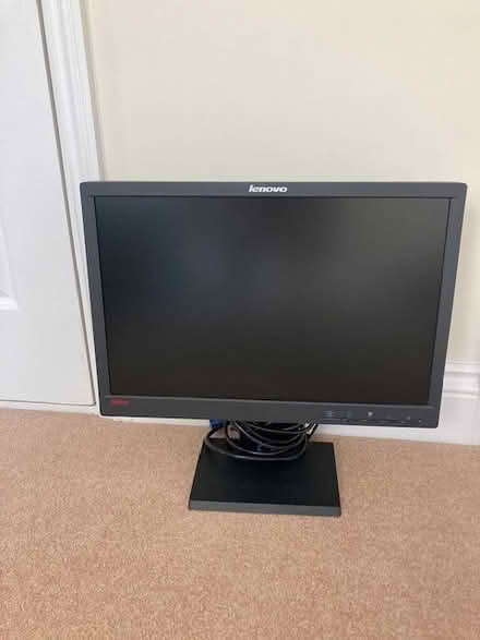 Photo of free Computer screen (KT8) #1