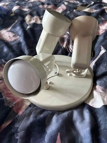 Photo of free 3 point spot light (CA28 east) #2