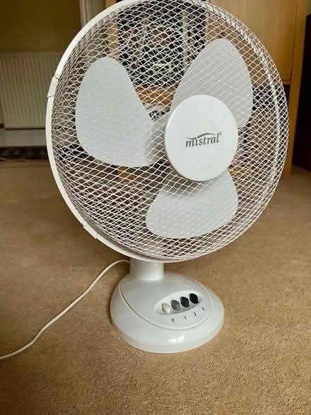 Photo of free Table fan, medium size. (Reepham NR10) #1