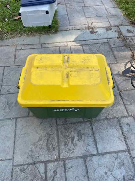 Photo of free Old SOCRRA Recycling Bin (Near 11 and Woodward)