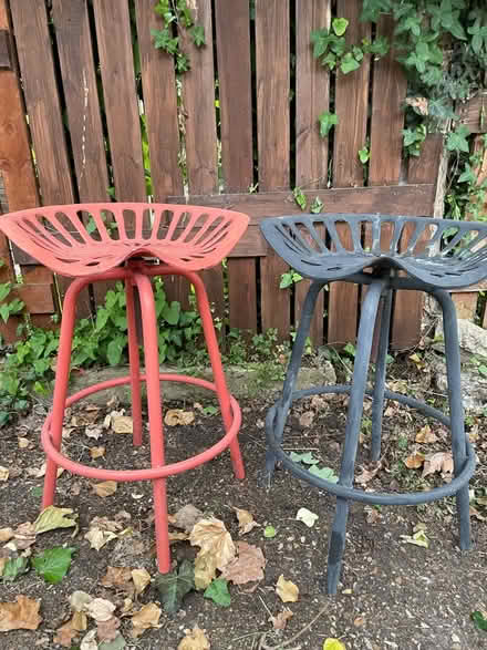 Photo of free Metal stalls (N8 near fire station) #1