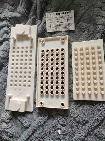 Photo of free Kit to make your own capsules, including a bag of vegetarian (Burbage LE10) #2
