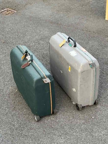 Photo of free Pair of hard shell suitcases with wheels and handles. (Harrogate HG2) #2