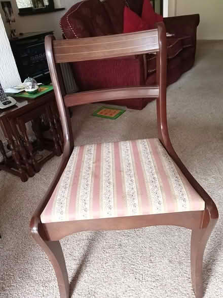 Photo of free Upcycling Dining table&four chairs (Widnes) #2