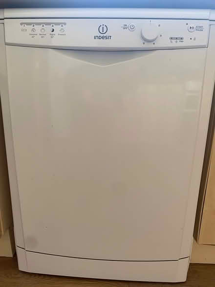 Photo of free Indesit dishwasher (SG5) #1