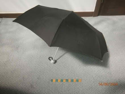 Photo of free Fulton “Minilite” Compact Umbrella (Denham UB9) #3
