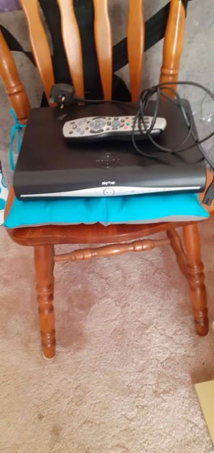 Photo of free SYY+HD box (Oswestry SY11)