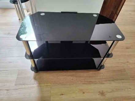 Photo of free TV Stand (Oaklands nr Welwyn AL6) #1