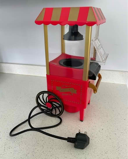 Photo of free Popcorn machine (Shefford SG17) #1