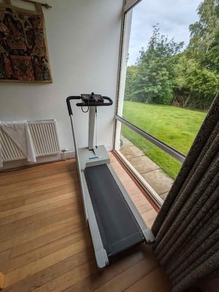 Photo of free Running machine (Cammo EH4) #2