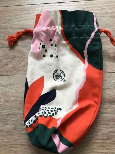 Photo of free Body shop cotton bag (BA2) #1
