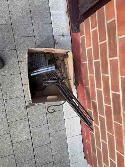 Photo of free Bird Feeder (Bromborough Pool CH62) #3