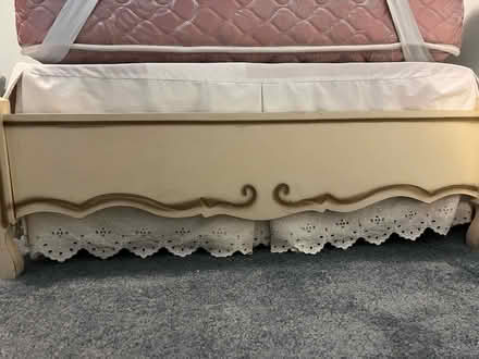 Photo of free Vintage girls twin bed (Spring Oak subdivision) #4