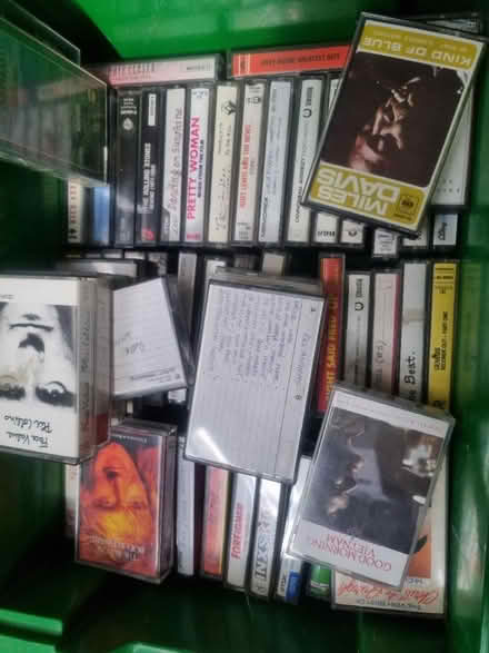 Photo of free Large collection music tapes (wallingford..wantage road) #1