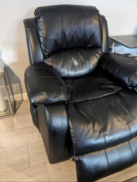 Photo of free Reclining electric chair,Black (Bodicote OX15) #1