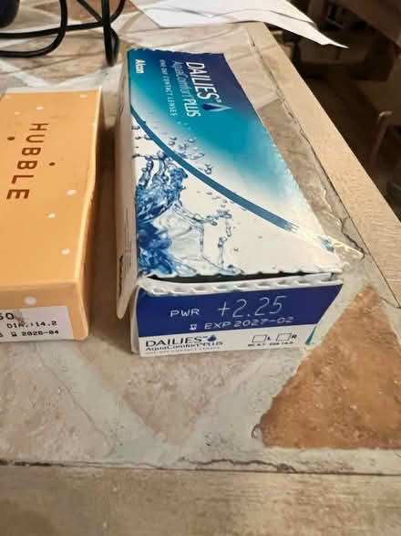 Photo of free Dailies Contact Lenses +2.25 (Joydens Wood DA5) #1
