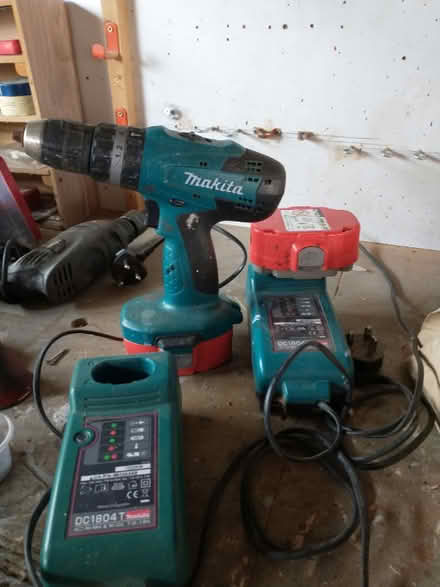 Photo of free Makita drill and batteries (Tweenaways TQ3) #1