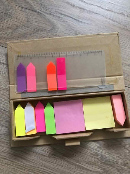 Photo of free Various index tabs sticky notes (BA2) #1