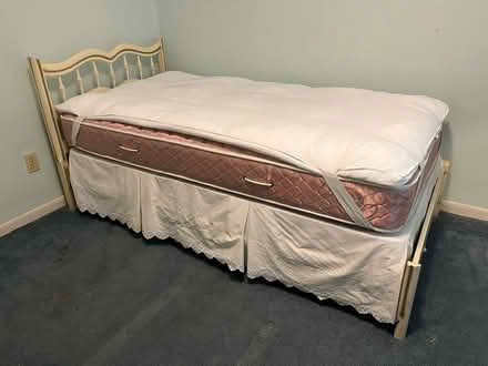 Photo of free Vintage girls twin bed (Spring Oak subdivision) #1