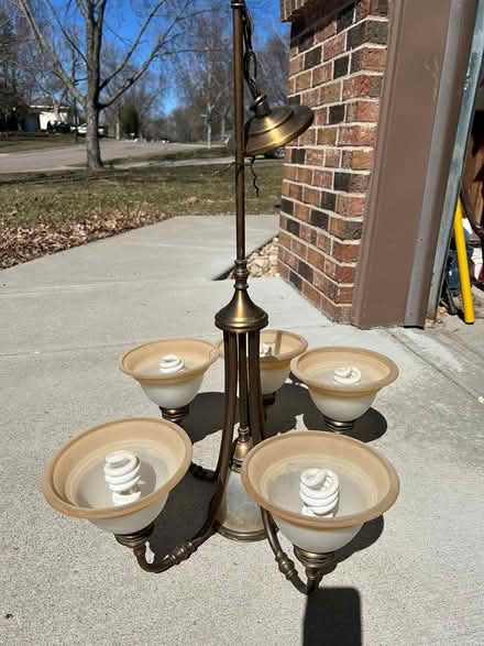 Photo of free chandelier (Brooklyn Park) #1