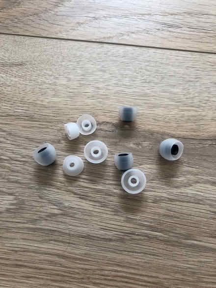 Photo of free Various earphone caps (BA2) #1