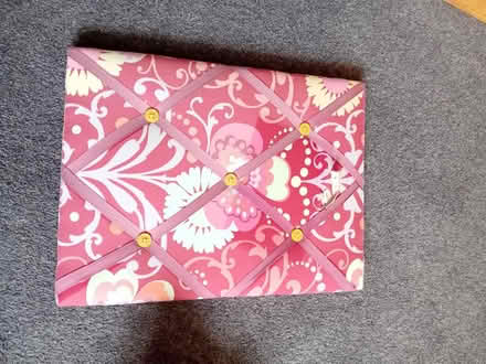 Photo of free Photo/note holder (AB11) #1