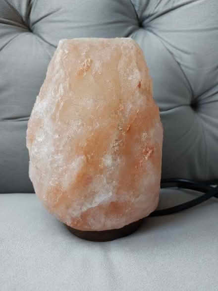 Photo of free Himalayan Salt Lamp (Bonnyrigg EH19) #1