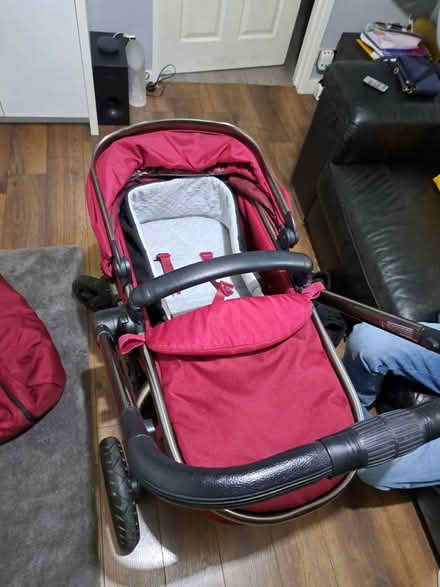 Photo of free pushchair (SW16) #1
