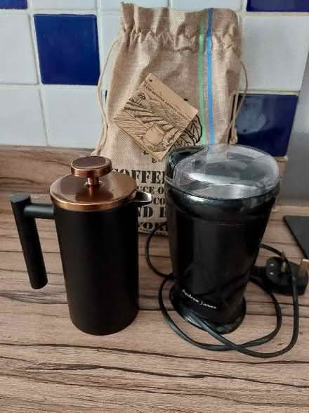 Photo of free Coffee set (Kempston MK42) #1