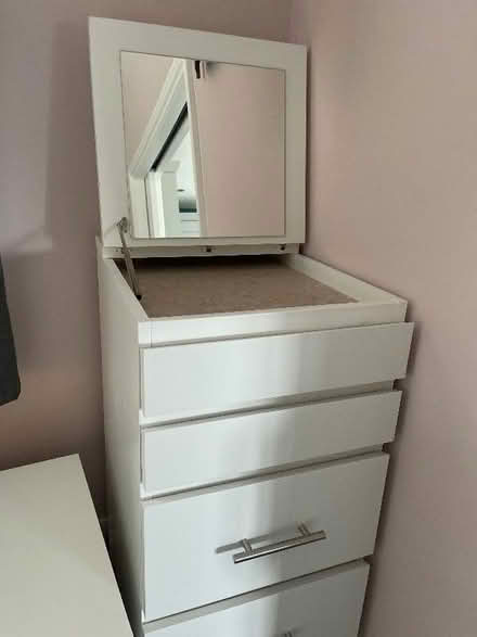 Photo of free IKEA malm chests of draws (Rodington SY4) #2