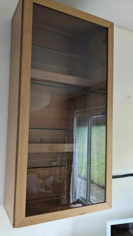 Photo of free Display unit with lights. Excellent condition (Welwyn AL6) #1
