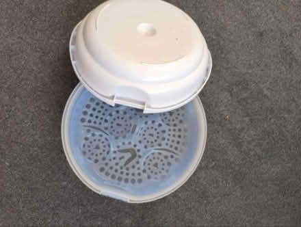 Photo of free Avent Bottle Sterilizer (NE12) #1