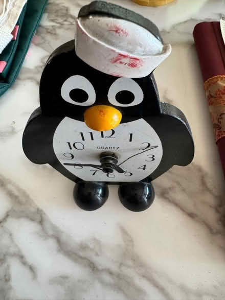 Photo of free Penguin Clock (Saranap) #1