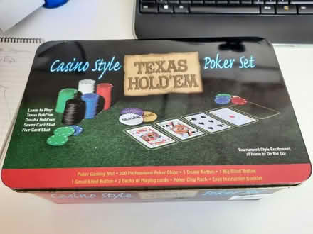Photo of free Texas Hold'em Poker Set (Birch Hill RG12) #1