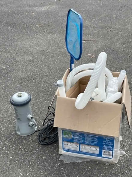 Photo of free Pool filter pump (Near Echo Lake in Snohomish) #1