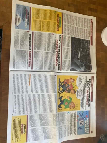 Photo of free French satirical paper (GL51) #2