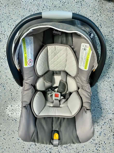 Photo of free Chicco keyfit 30 (Fiske elementary (Wellesley)) #1