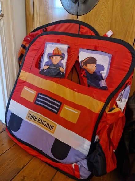 Photo of free Pop up fire engine tent (GU12) #1