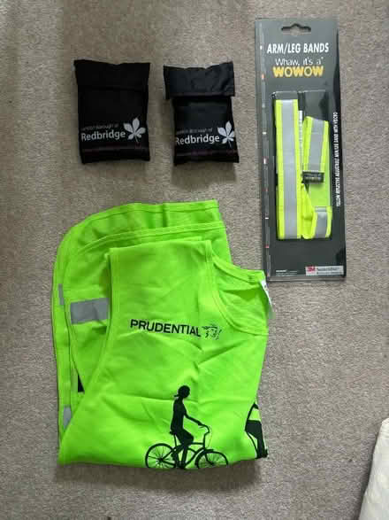 Photo of free cycling bits (Newbury Park IG2) #1