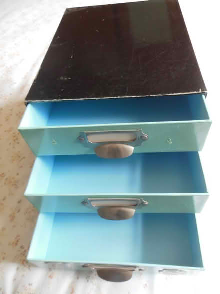 Photo of free craft goods (Frindsbury Extra ME2) #1