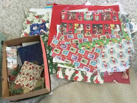 Photo of free Christmas paper (Springfield (Delco)) #1