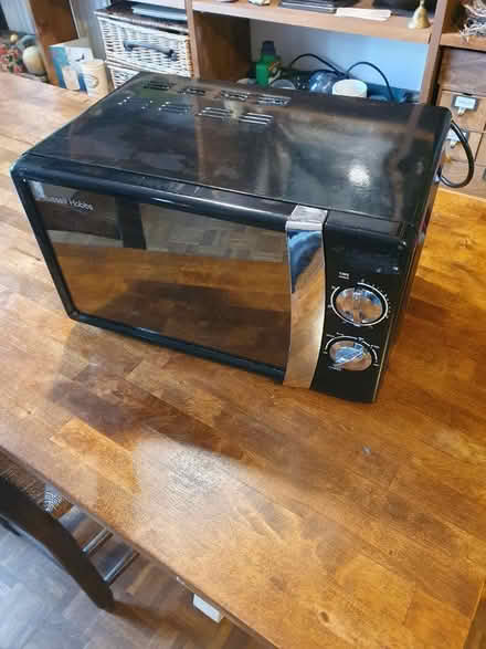 Photo of free Russel Hobbs Microwave (Chalford Hill) #1