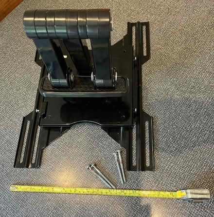 Photo of free TV wall bracket (Kendal LA9) #4